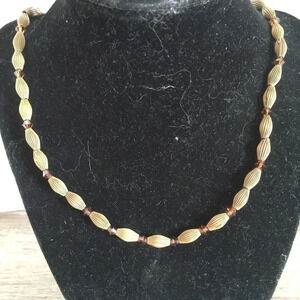 Vtg beaded  necklace